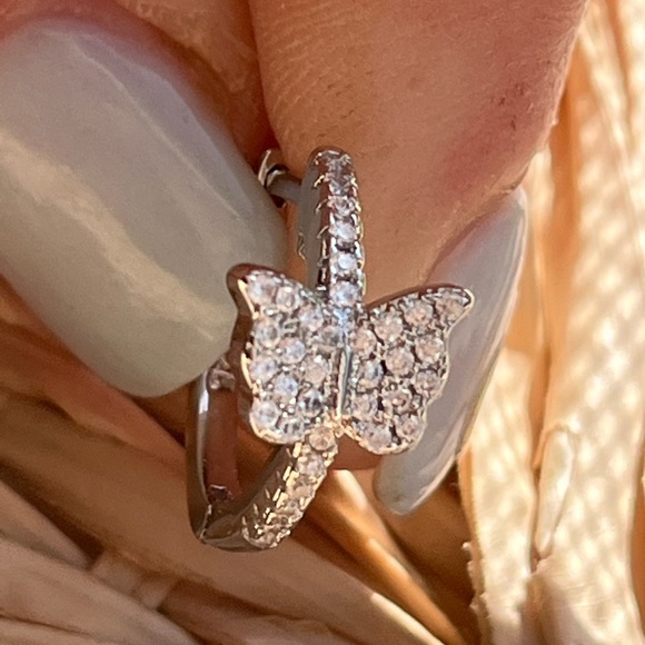 🔥PRICE DROP🔥925 Sterling Silver Butterfly CZs in Pave Setting Huggie Earrings - Picture 2 of 6